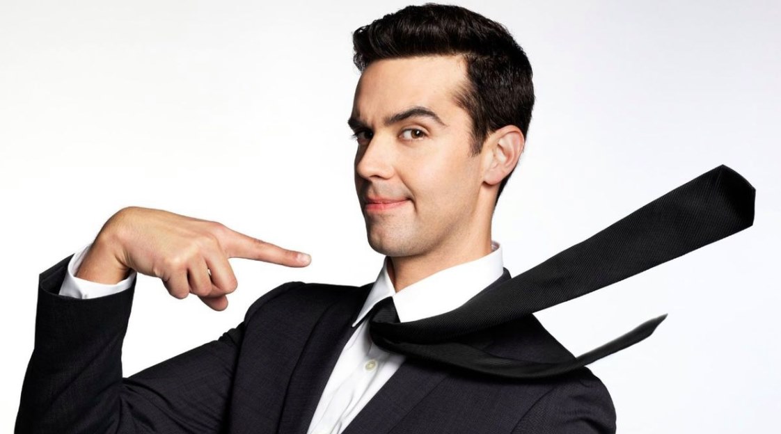 Michael Carbonaro at the Gillioz