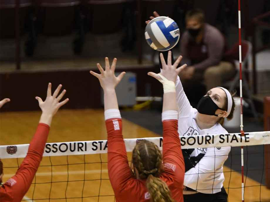 Missouri State Volleyball vs. Drake