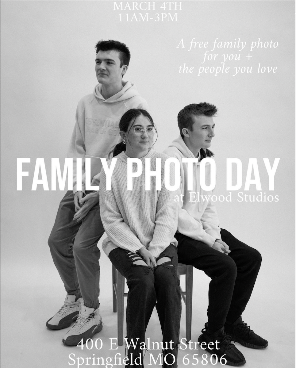 Free Family Photo Day at Elwood Studios