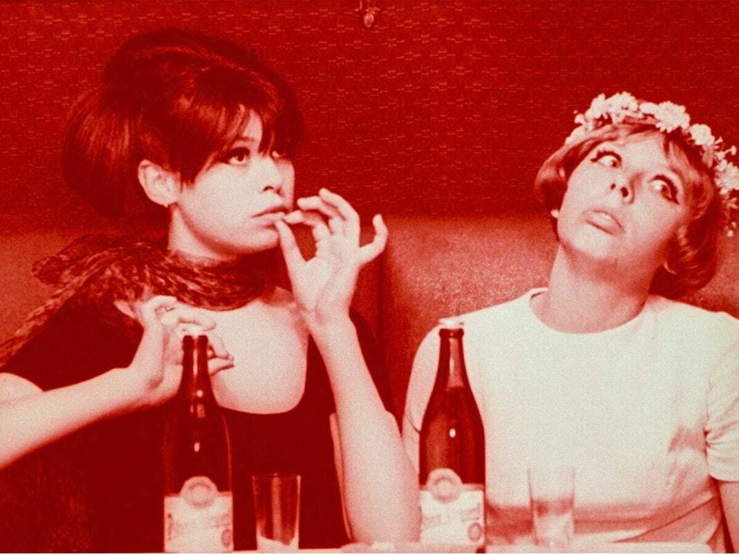 The Essentials: Daisies (1966)