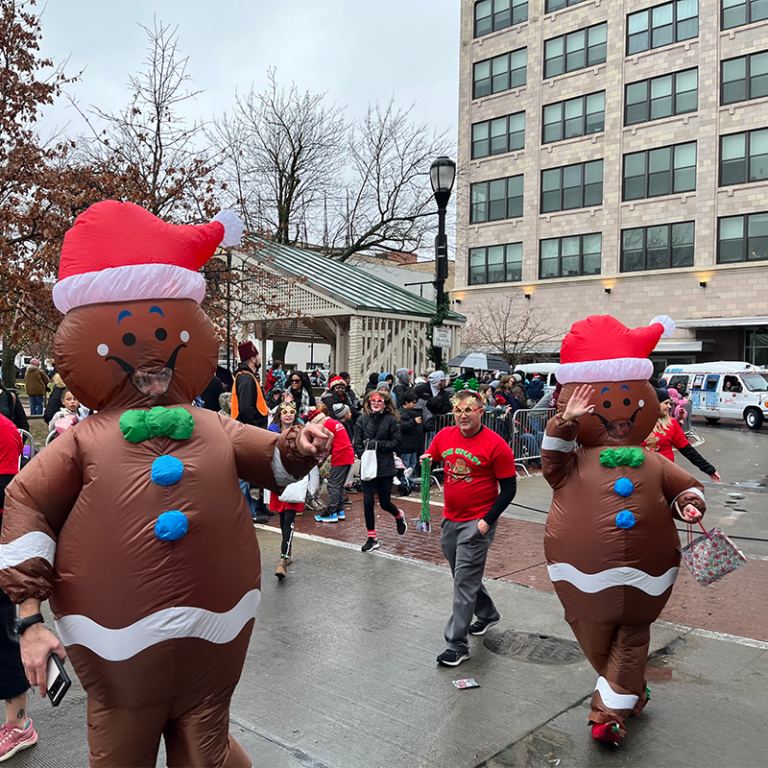 Springfield Christmas Parade It