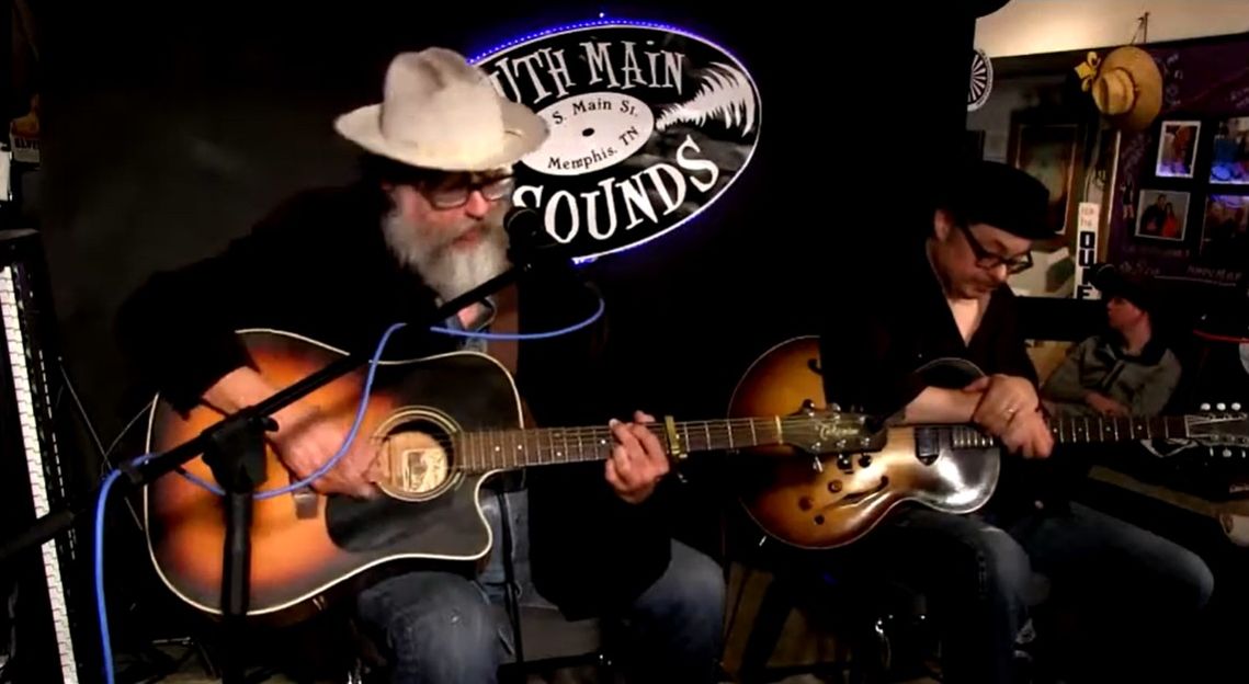 Monty Russell @ The Kennedy